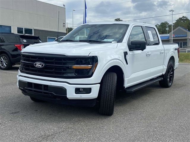 2024 Ford F-150 XLT photo 5