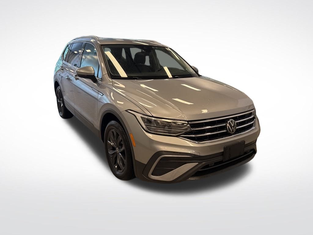 2024 Volkswagen Tiguan SE Wolfsburg Edition photo 4