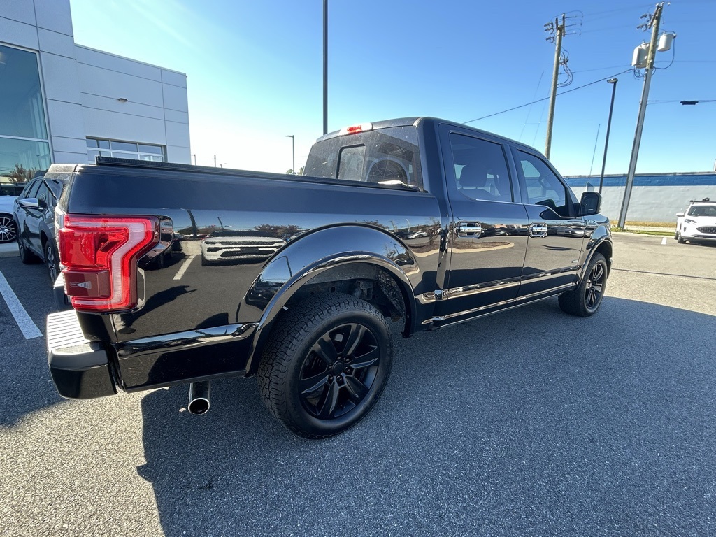 2017 Ford F-150 Platinum photo 3