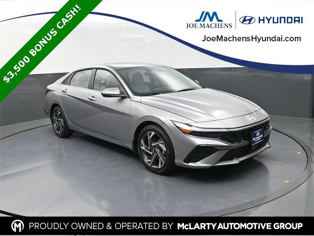 2025 Hyundai Elantra Limited's photo