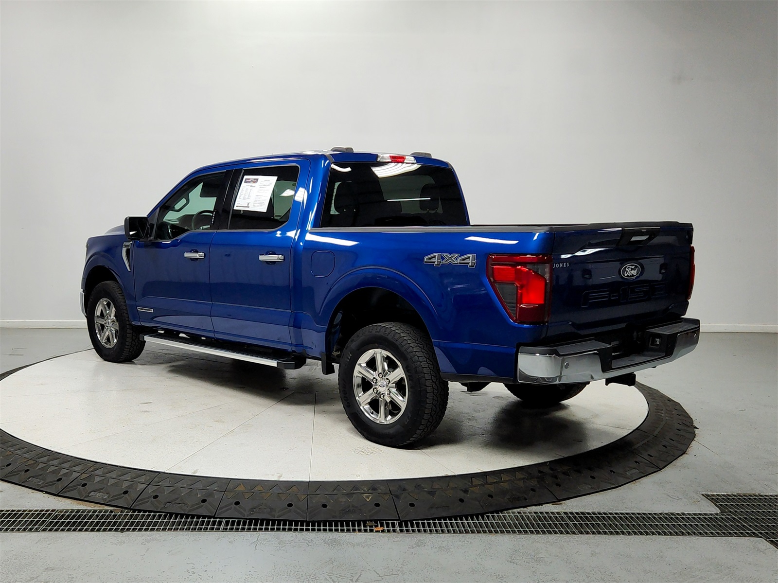 2024 Ford F-150 XLT photo 5