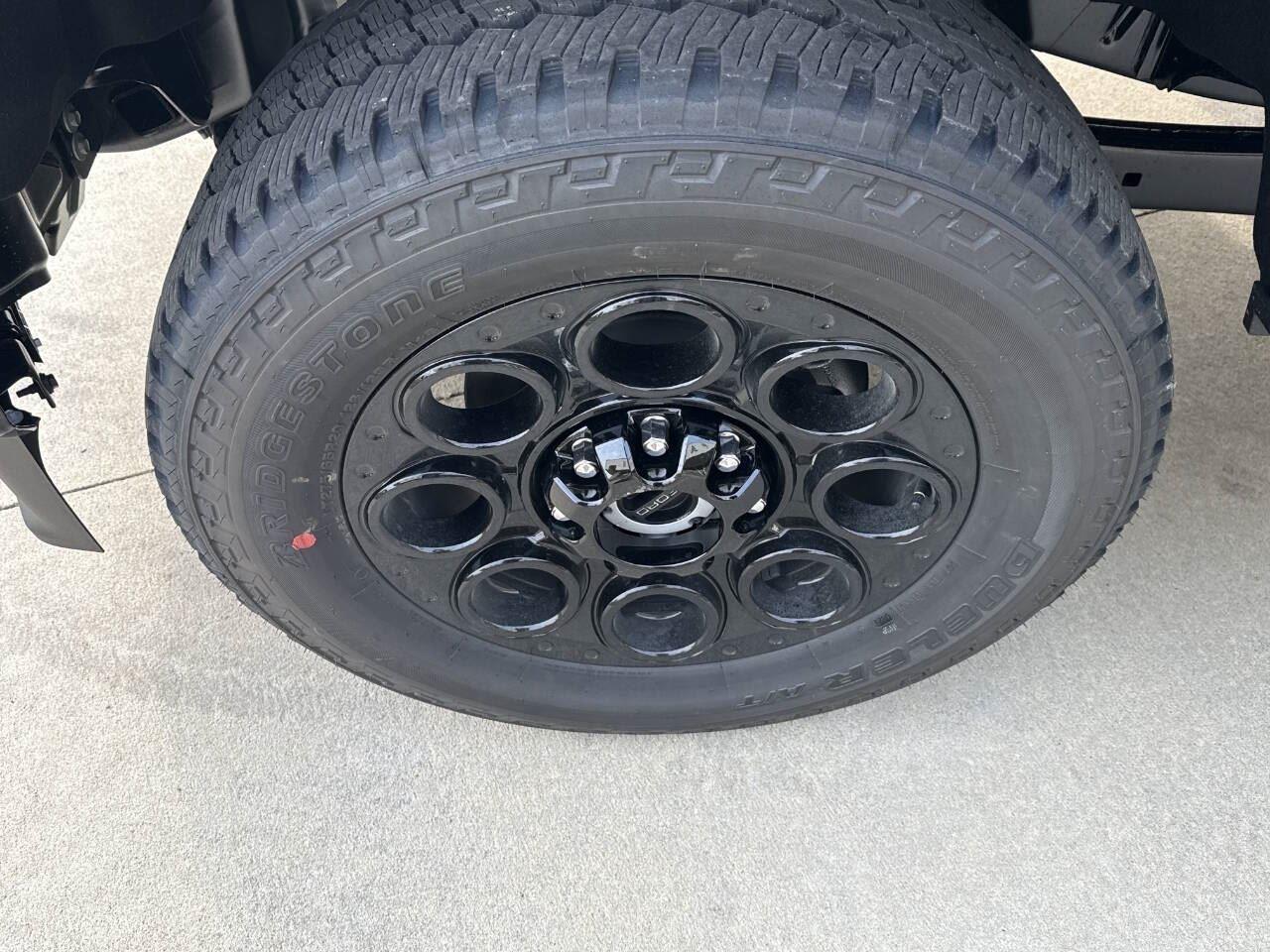 2025 Ford F-250 XLT photo 4