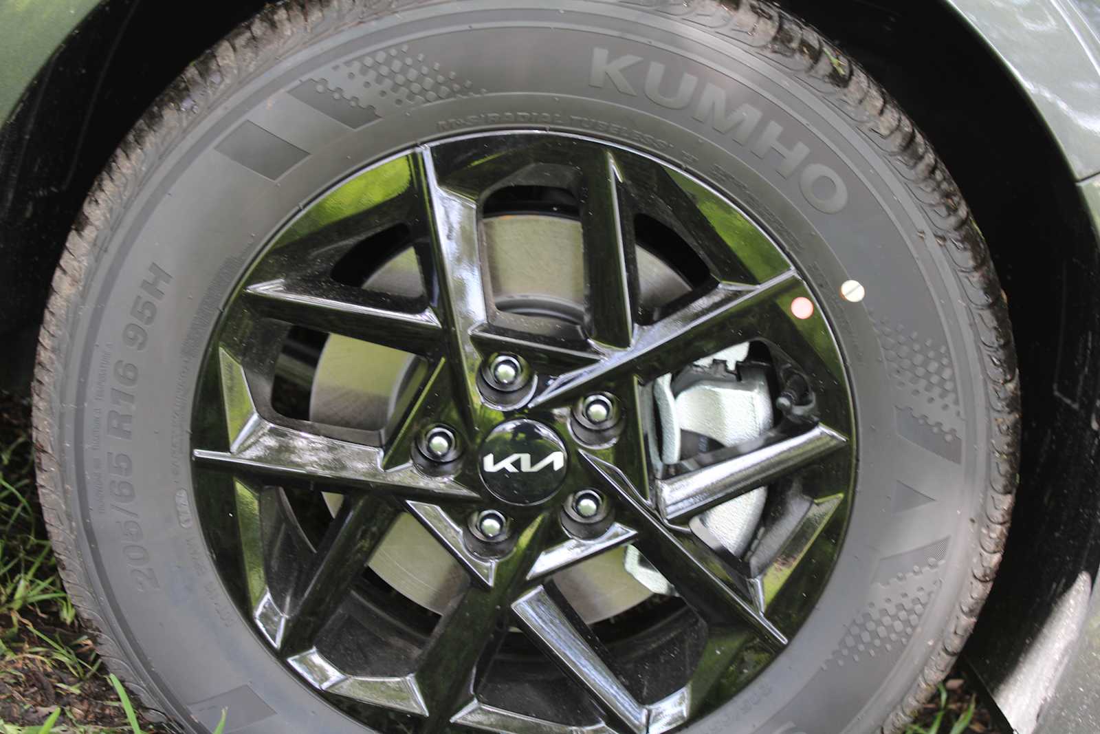 2025 Kia K5 LXS photo 14