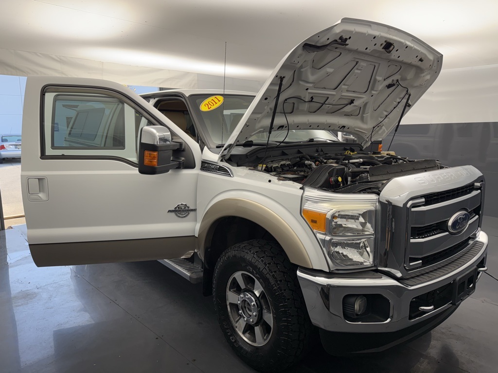 2011 Ford F-250 photo 9