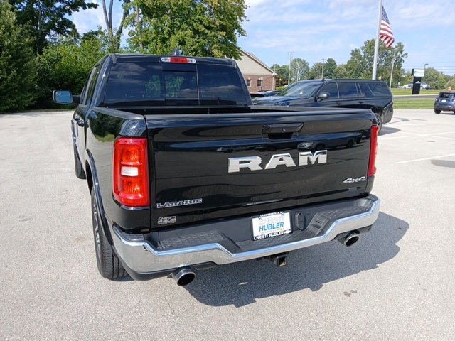 2025 Ram 1500 Laramie photo 3