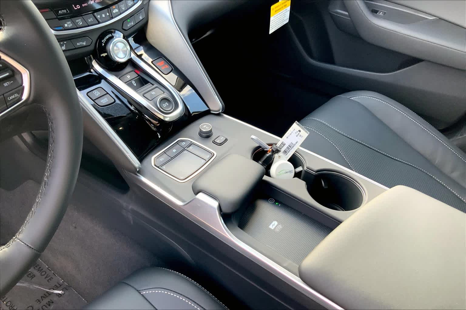 2025 Acura TLX Technology photo 7