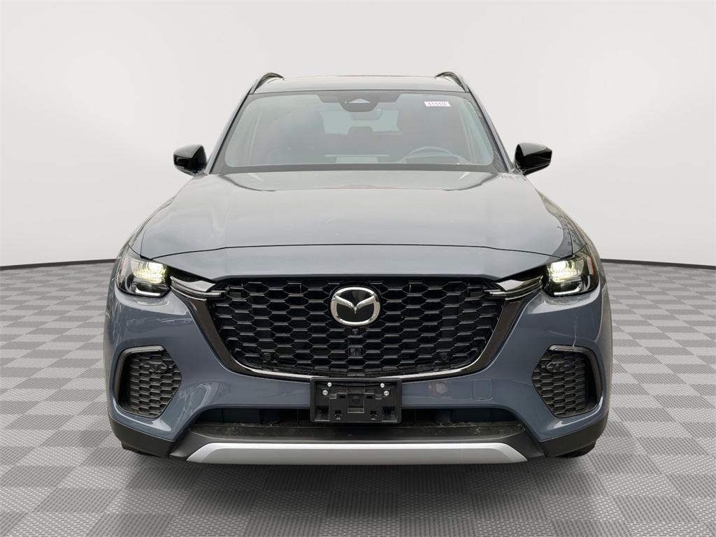 2025 Mazda CX-70 Premium Plus photo 2