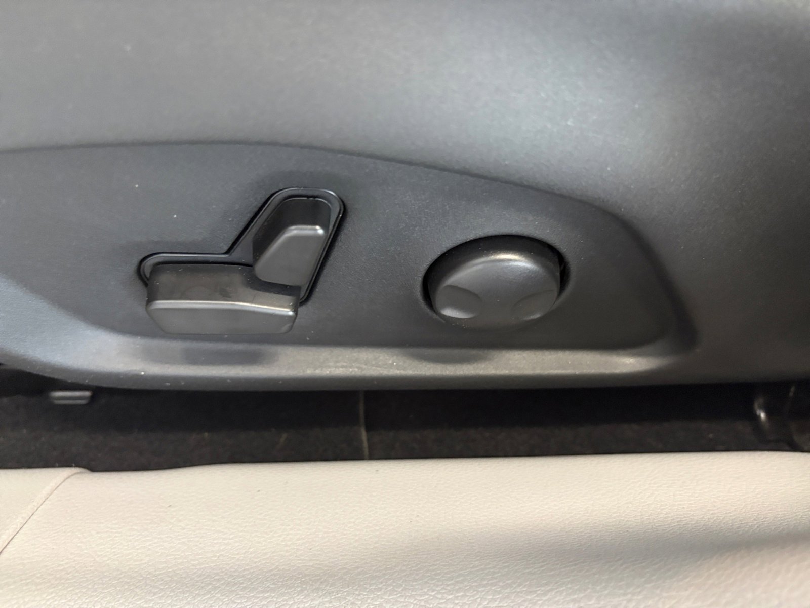 2022 Jeep Compass Latitude photo 7