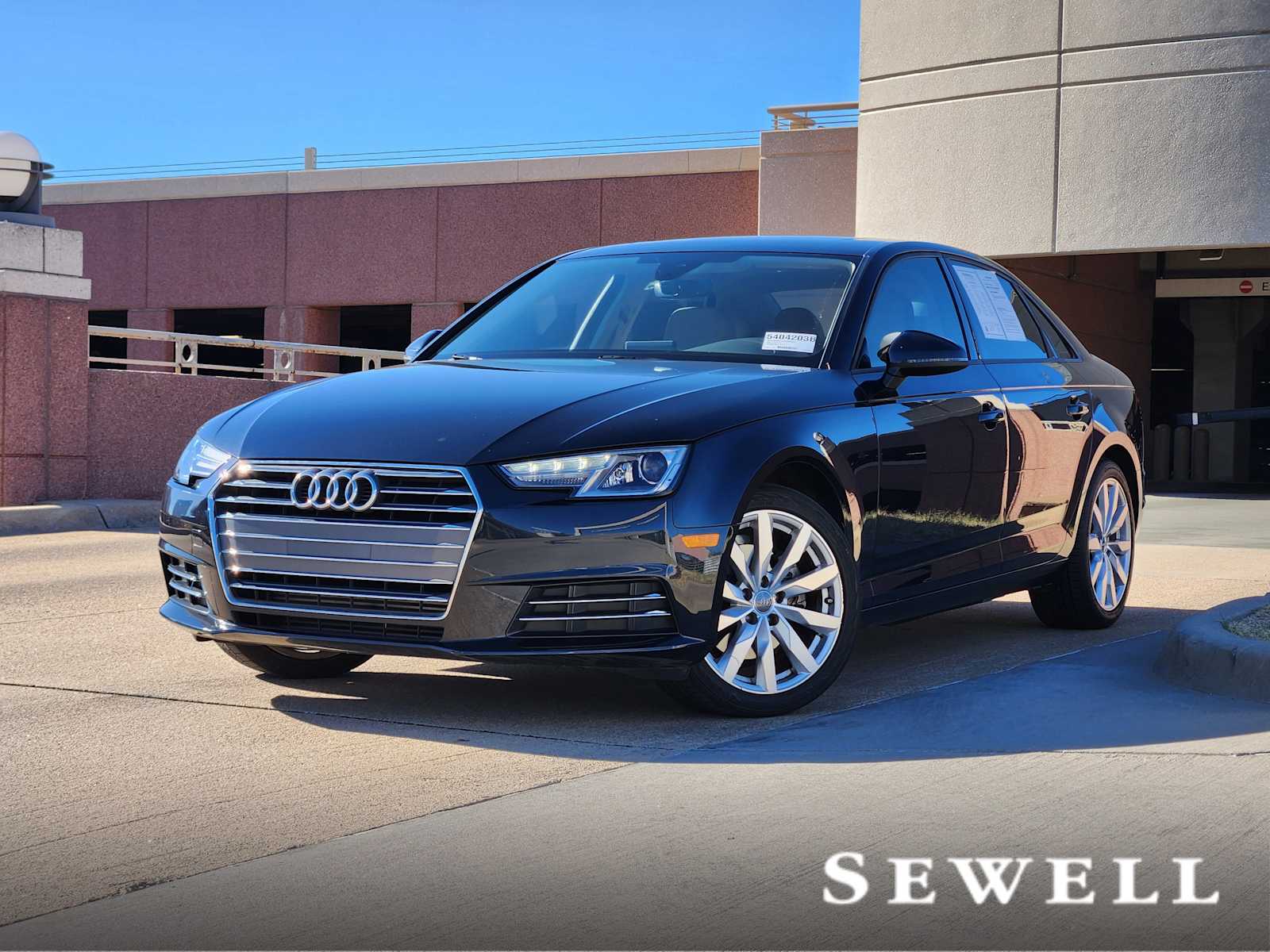 2017 Audi A4 Premium's photo