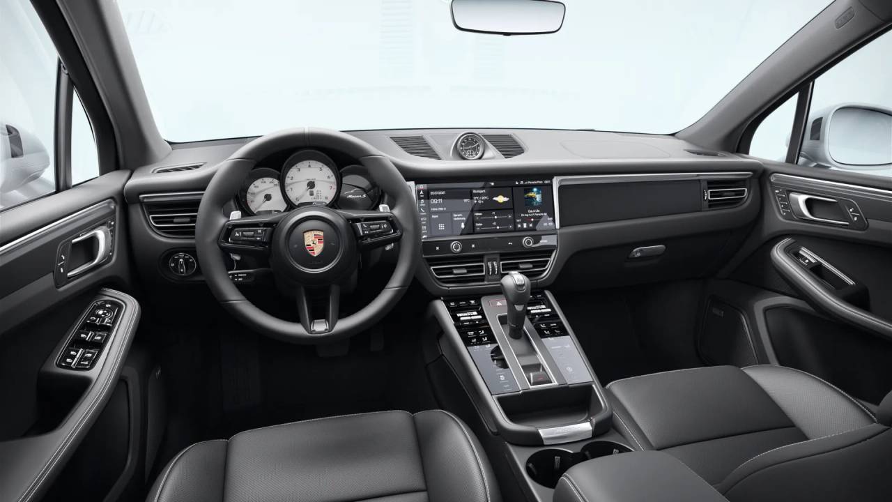 2026 Porsche Macan S photo 10
