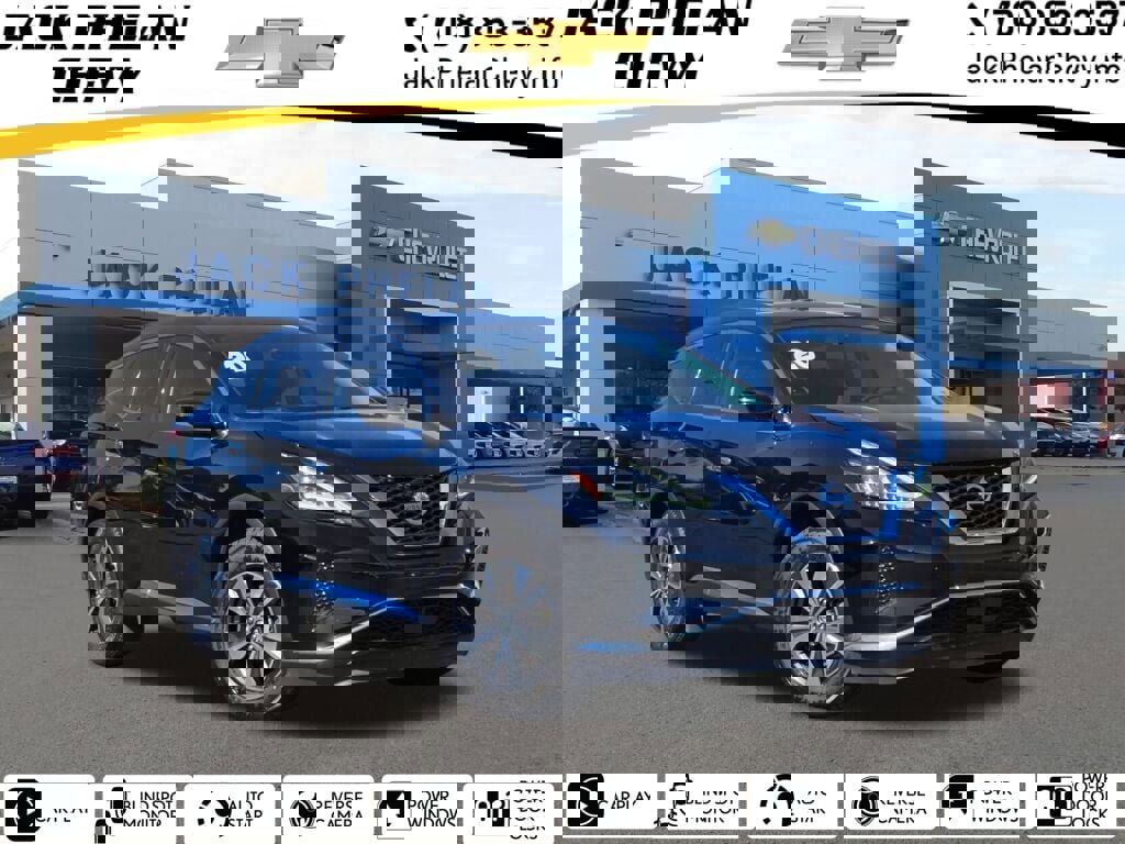 2020 Nissan Murano SV's photo