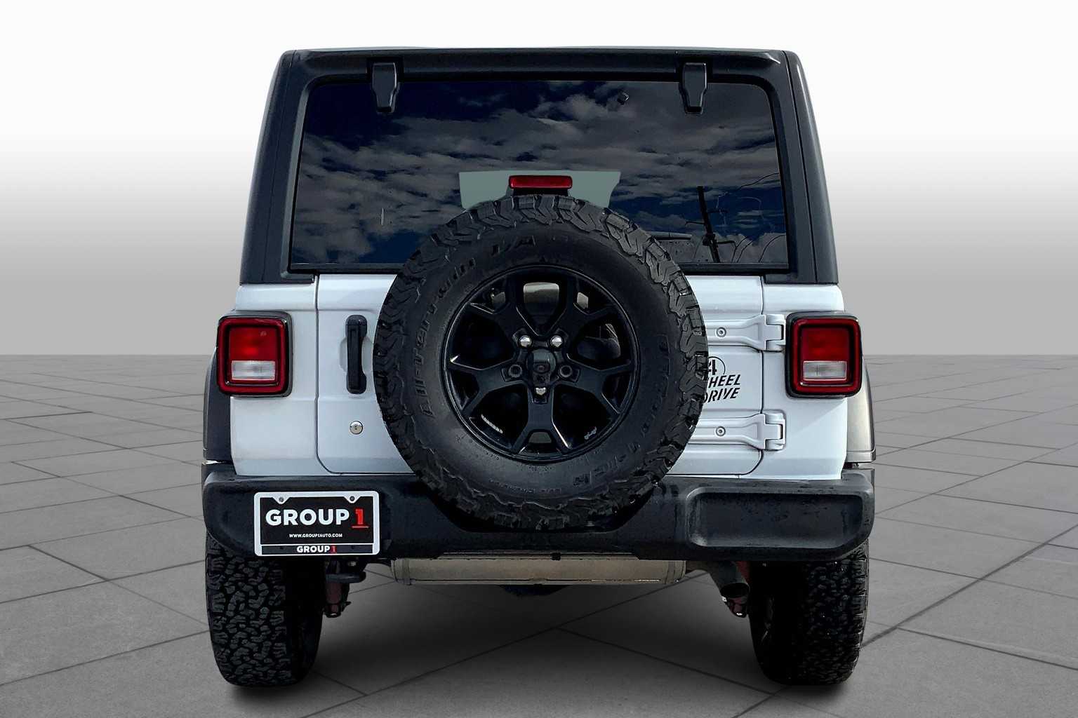 2020 Jeep Wrangler Unlimited Willys photo 4