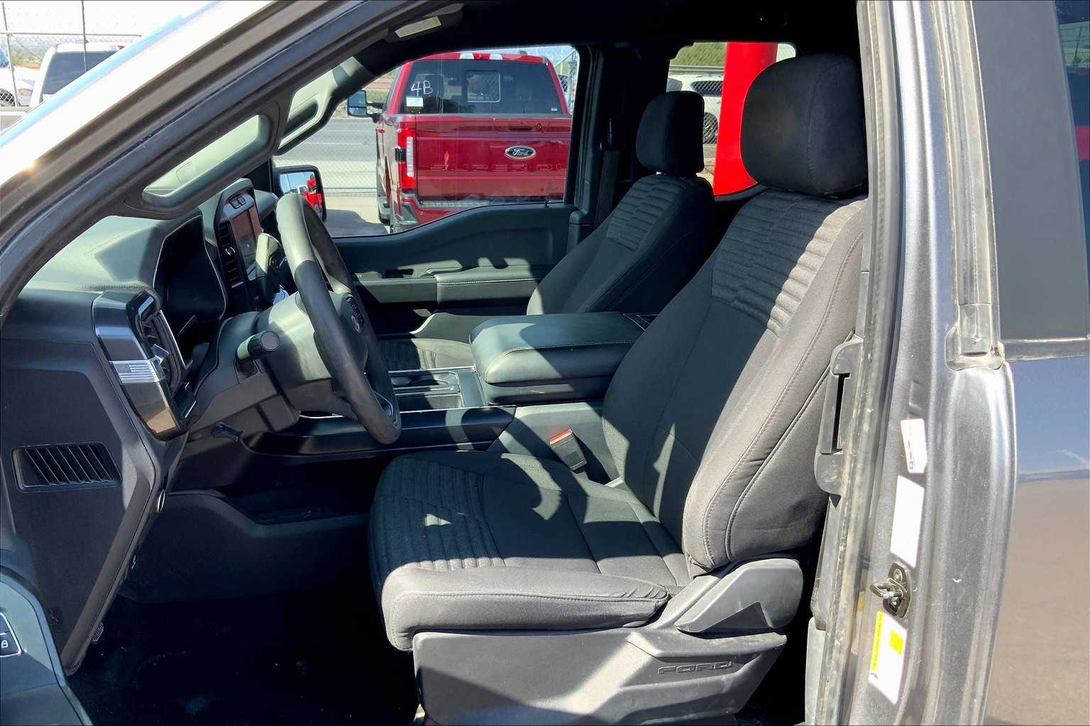 2023 Ford F-150 XL photo 7