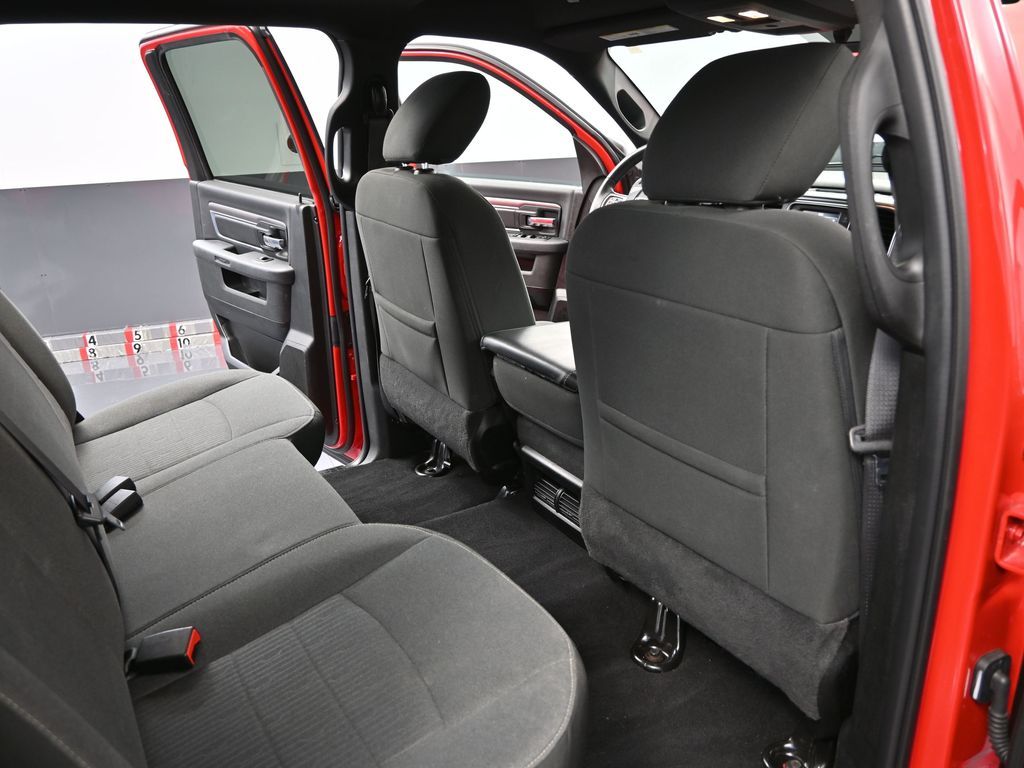 2024 Ram 1500 Classic Warlock photo 31
