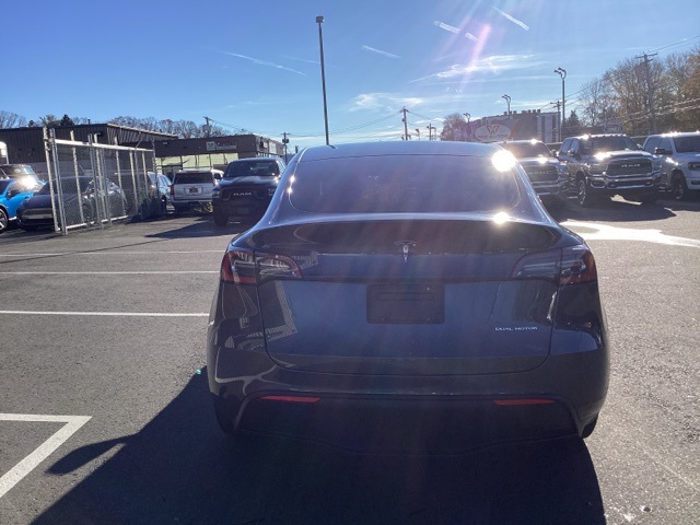 2021 Tesla Model Y Long Range photo 4