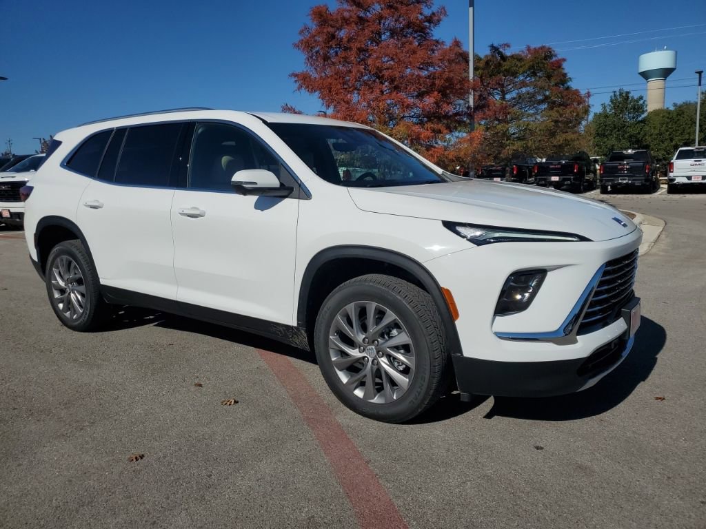 2026 Buick Enclave Preferred's photo