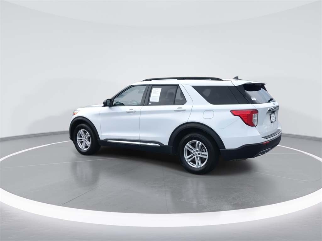 2024 Ford Explorer XLT photo 6