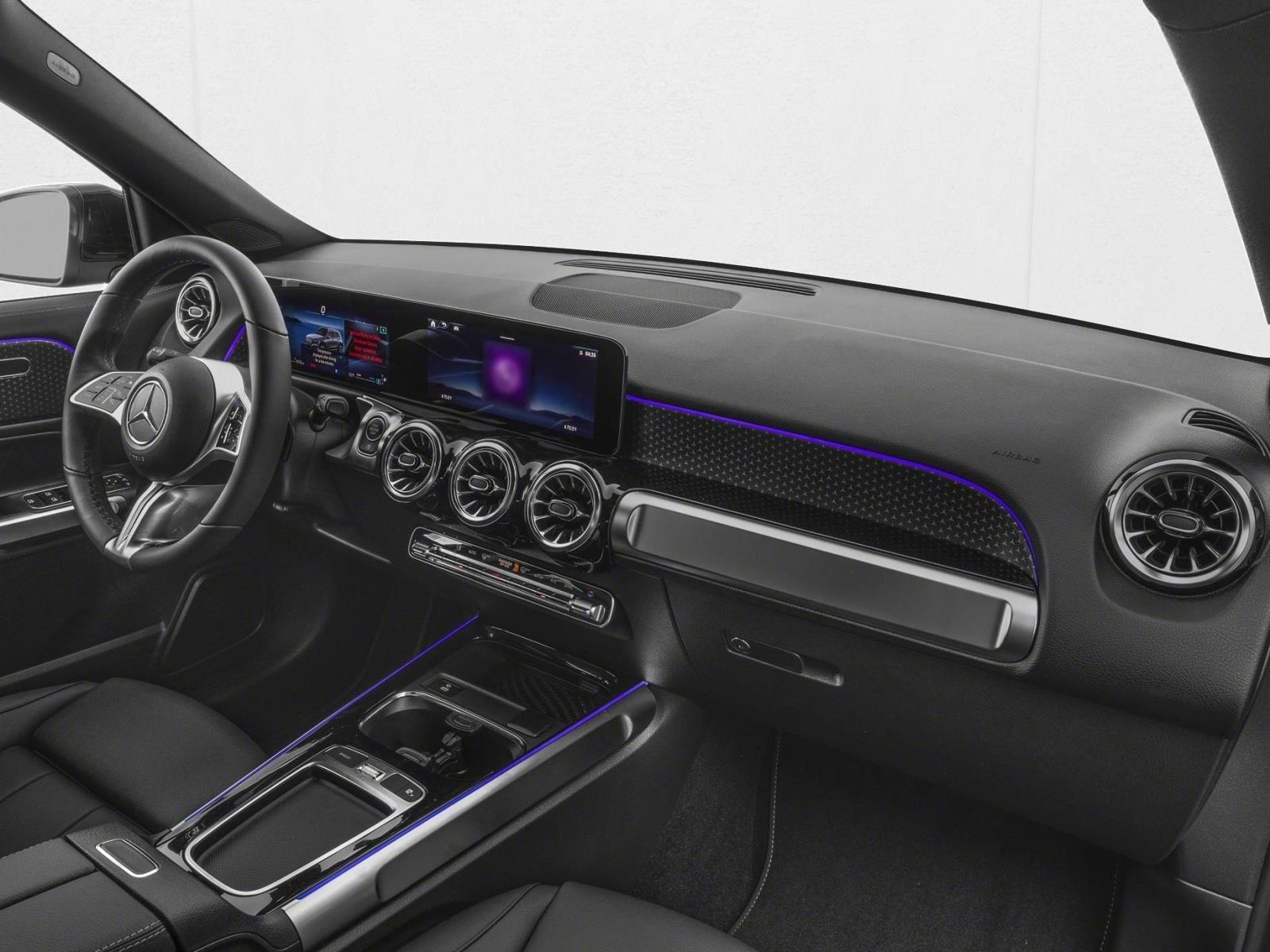 2026 Mercedes Benz GLB 250 4MATIC photo 3