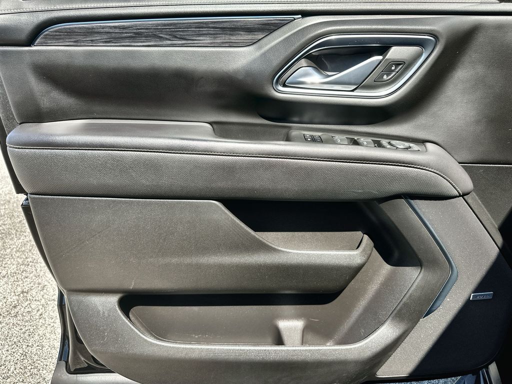 2022 Gmc Yukon SLT photo 23