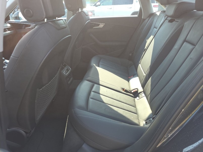 2021 Audi A4 40 Premium Plus Quattro photo 22