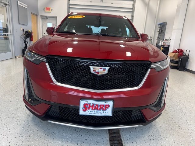 2024 Cadillac XT6 Sport photo 3