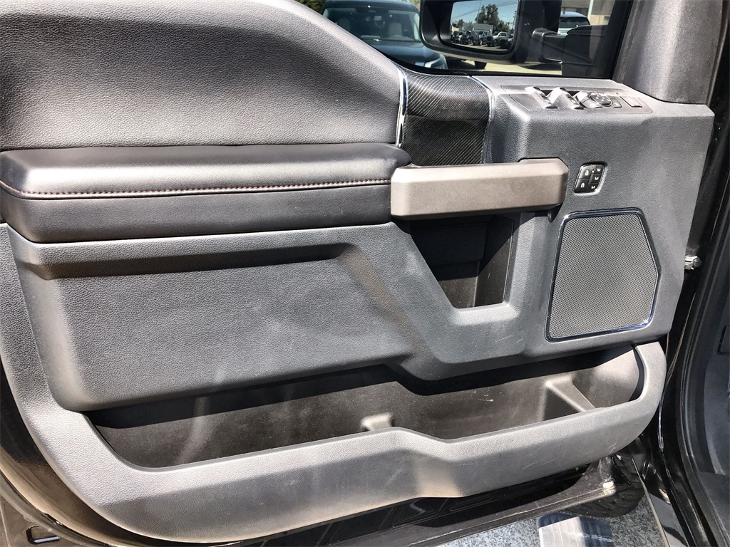2022 Ford F-350 photo 13
