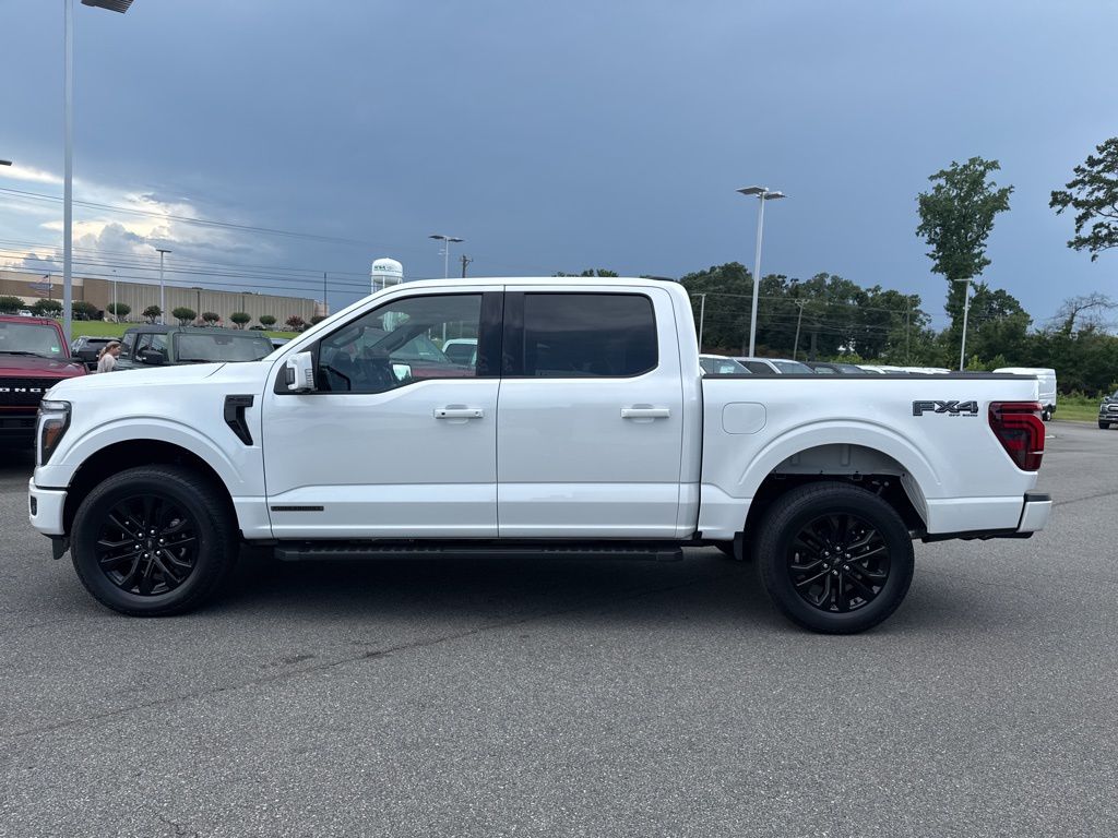 2025 Ford F-150 Lariat photo 6
