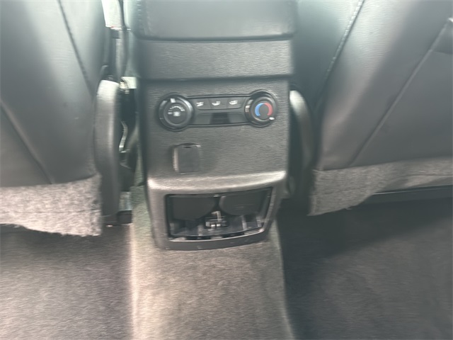 2015 Ford Explorer XLT photo 15