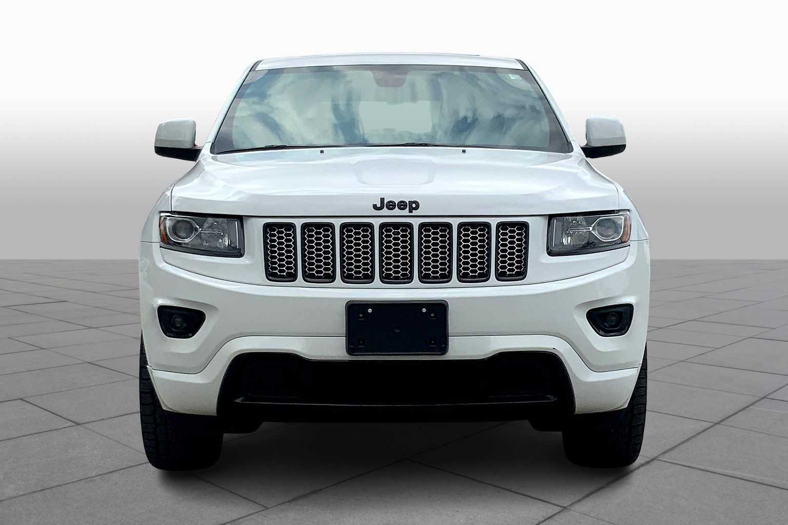 Used 2015 Jeep Grand Cherokee Altitude with VIN 1C4RJFAG3FC924801 for sale in Kansas City