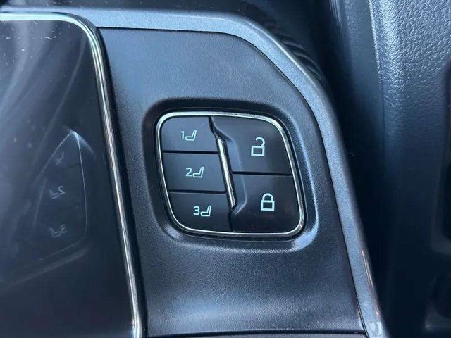 2023 Ford F-150 Lariat photo 15