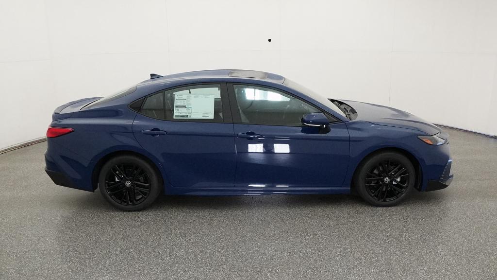 2025 Toyota Camry SE photo 25