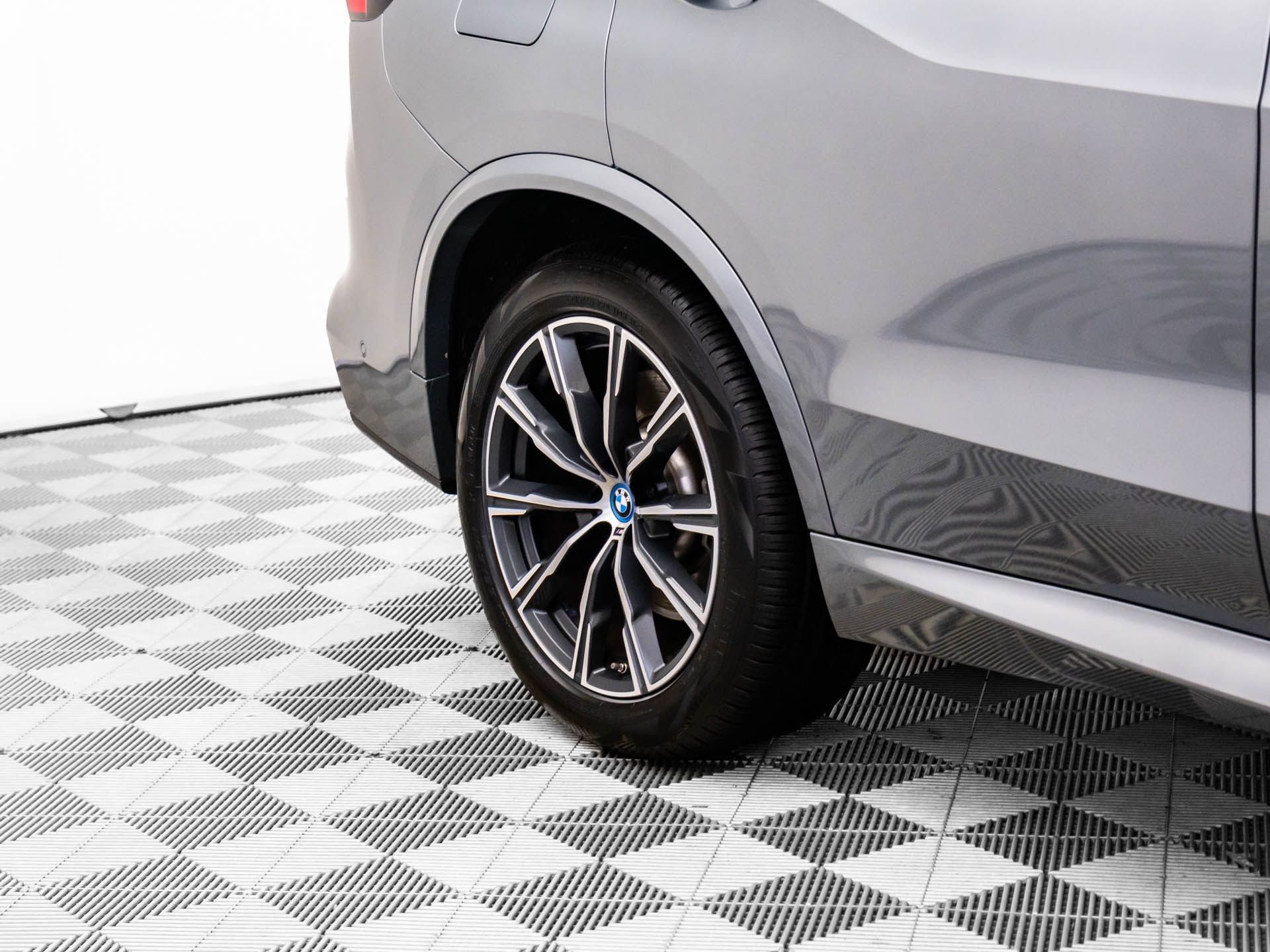 Certified Used 2024 Skyscraper Grey Metallic BMW xDrive50e image 31