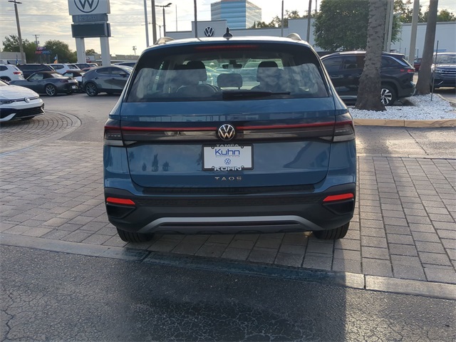 2025 Volkswagen Taos S photo 3