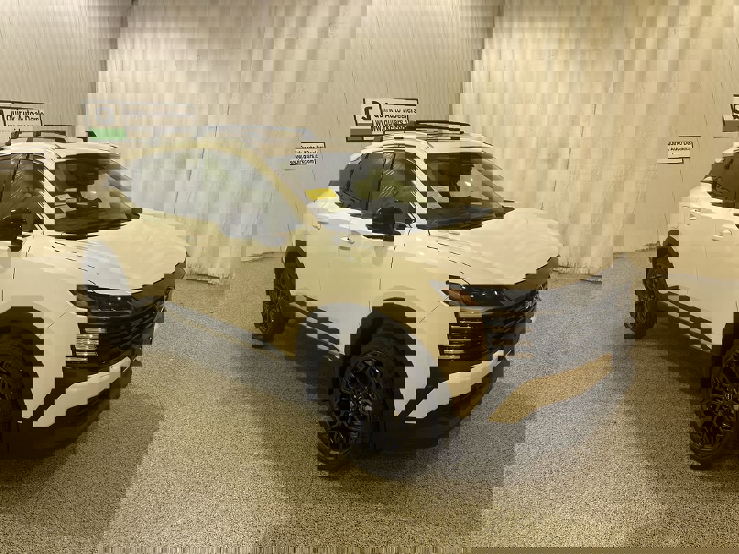 2026 Nissan KICKS SR AWD's photo