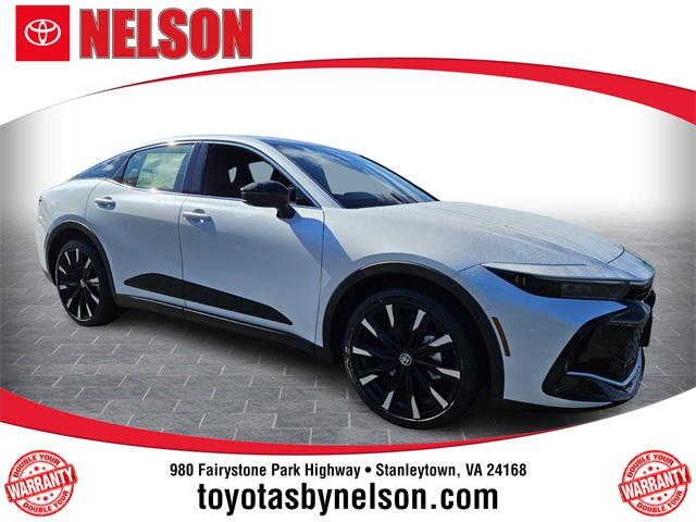 2026 Toyota Crown Platinum's photo