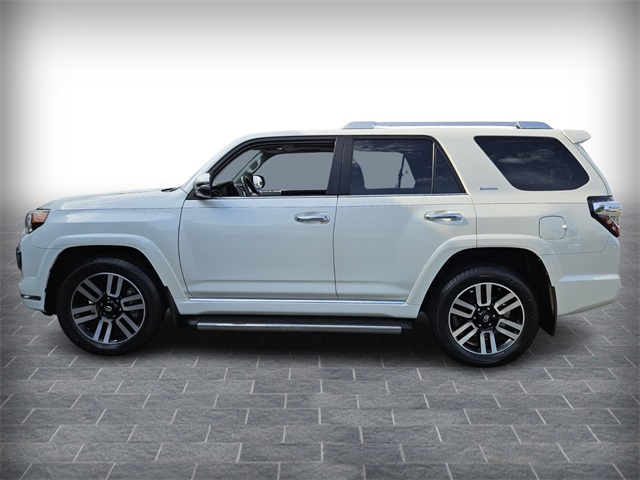 2020 Toyota 4Runner Limited photo 4