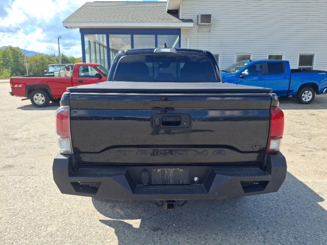 2022 Toyota Tacoma Limited photo 4