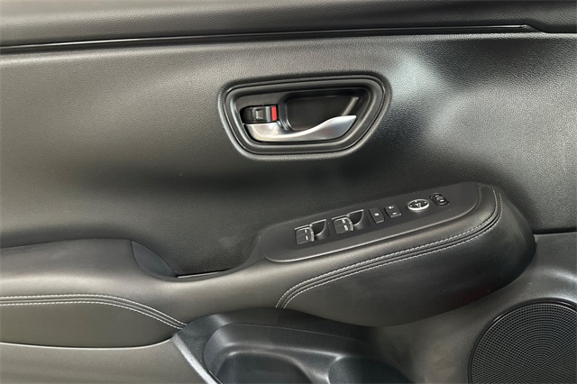 2025 Honda HR-V EX-L photo 13