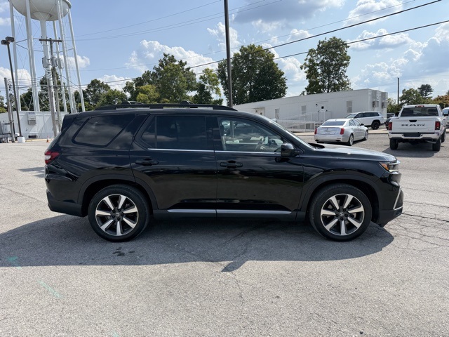 2023 Honda Pilot Elite photo 3