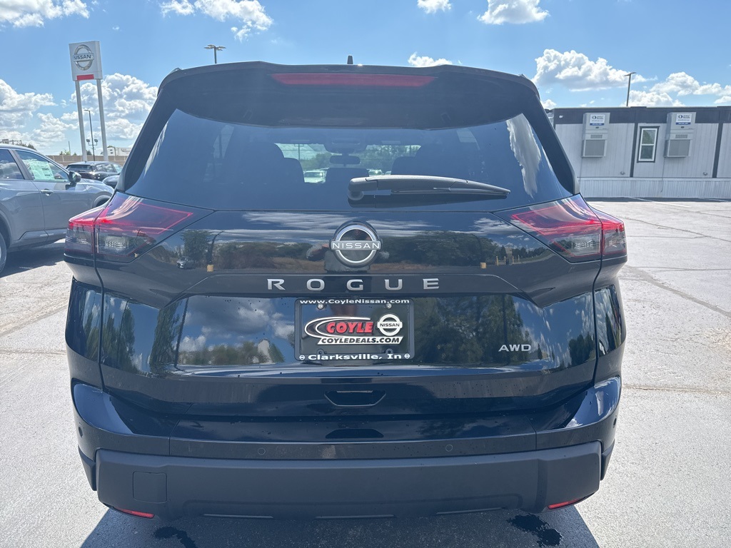 2026 Nissan Rogue S photo 4