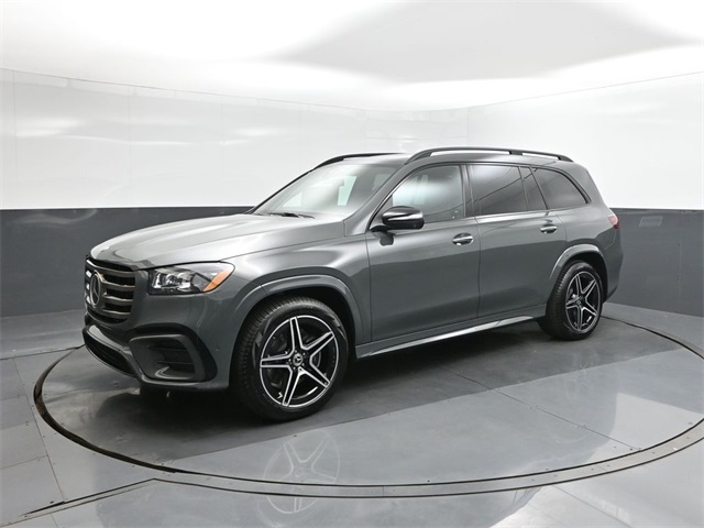 2026 Mercedes-Benz GLS Base's photo