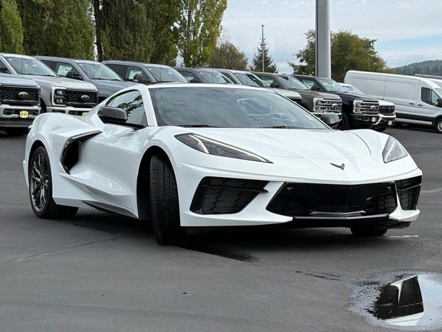 2023 Chevrolet Corvette Stingray 3LT photo 3