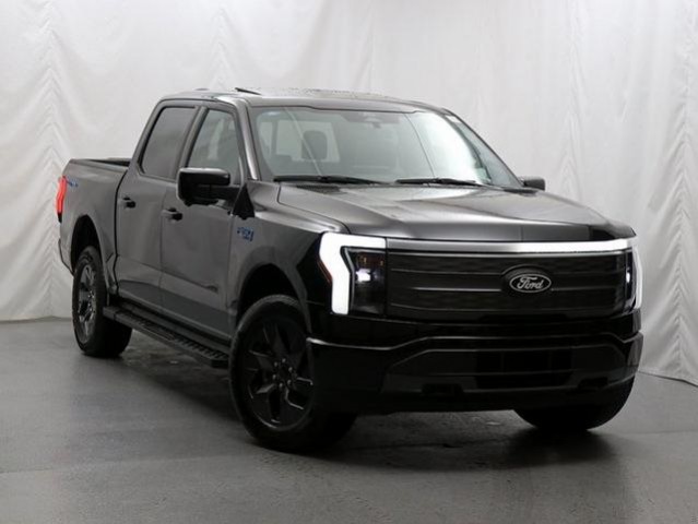 2025 Ford F-150 Lightning Lariat®
