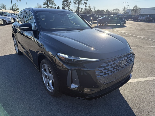 2025 Audi New Q5 Prestige's photo