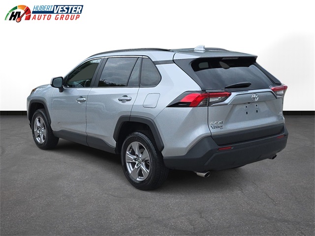 2024 Toyota RAV4 XLE photo 8