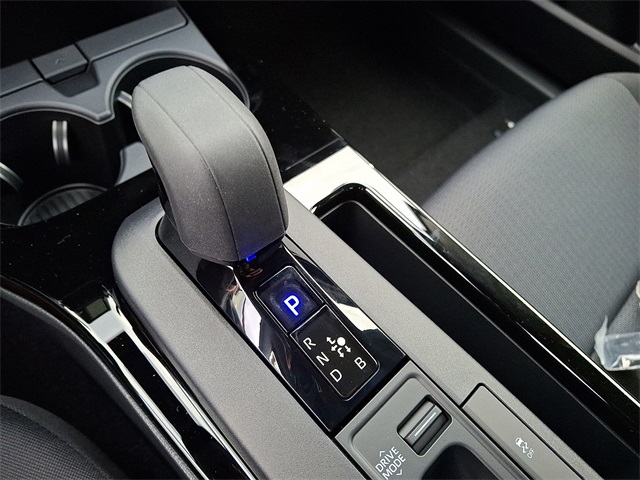 2026 Toyota Prius LE photo 9