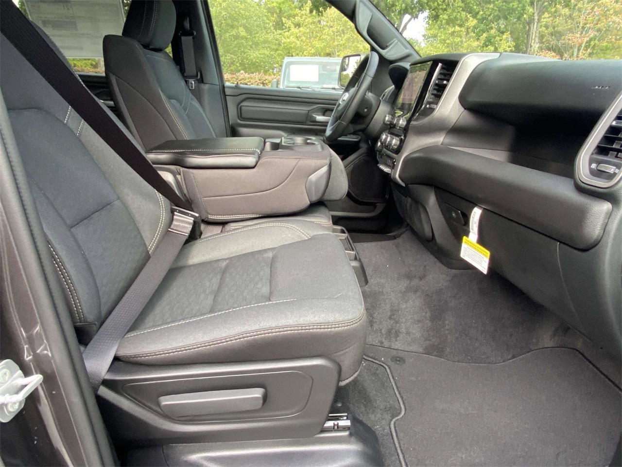 2025 Ram 1500 Tradesman photo 30