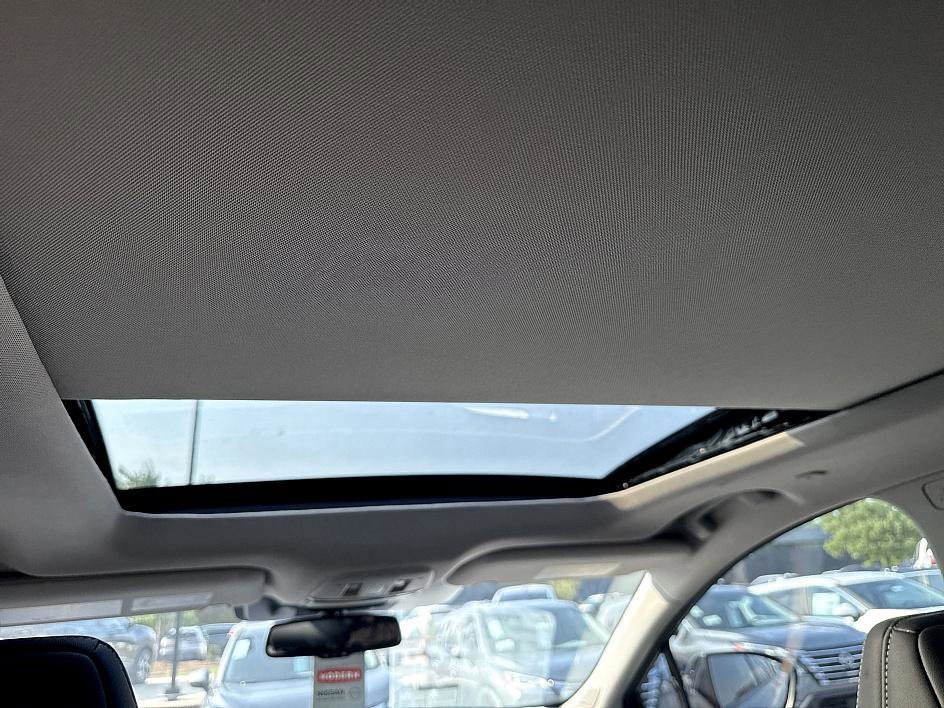 2025 Nissan Murano SL photo 19