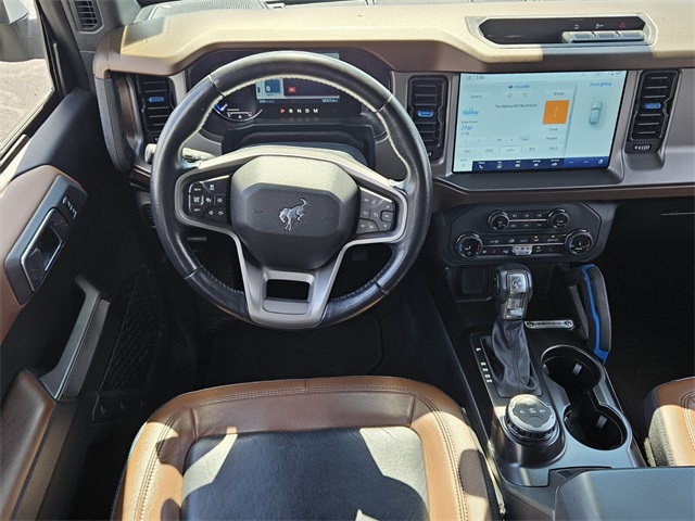 2022 Ford Bronco Outer Banks photo 12