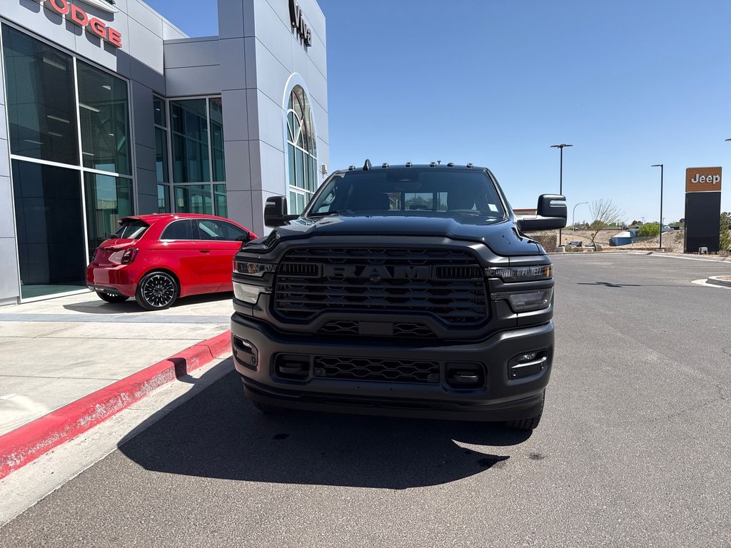 2025 Ram 2500 Tradesman photo 3